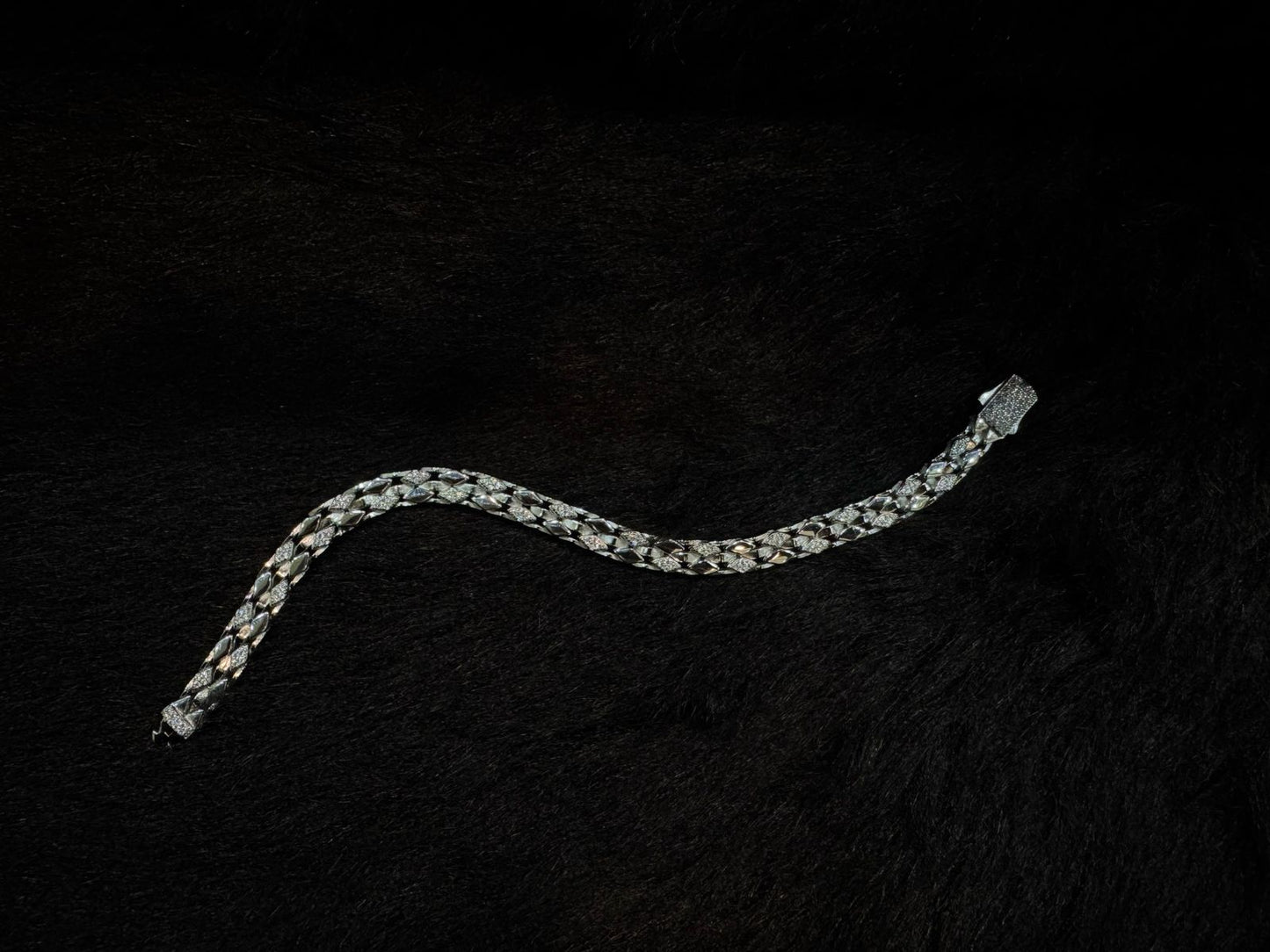 Braided Luxe Men's silver bracelet