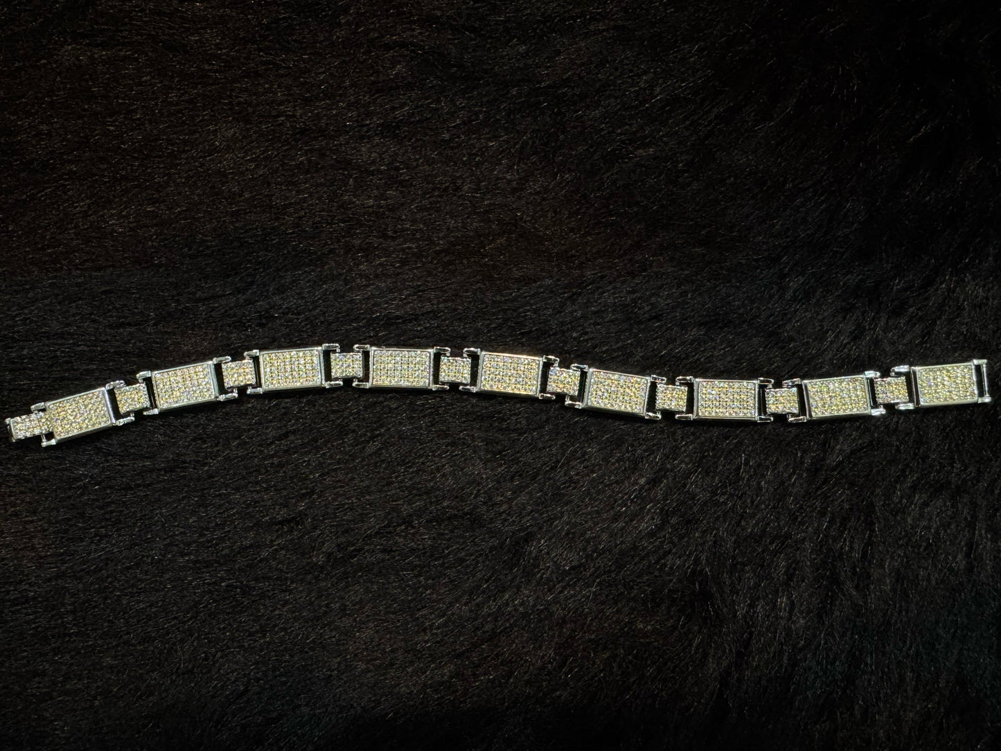 Regal Mesh Men's Bracelet