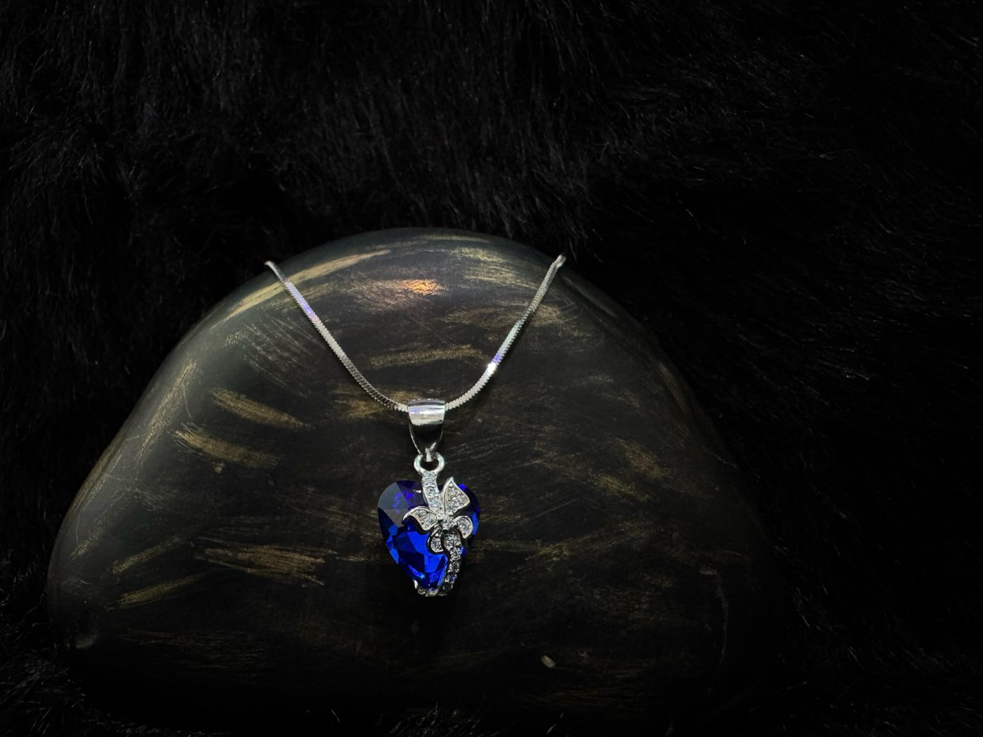 Silver Pendant 02